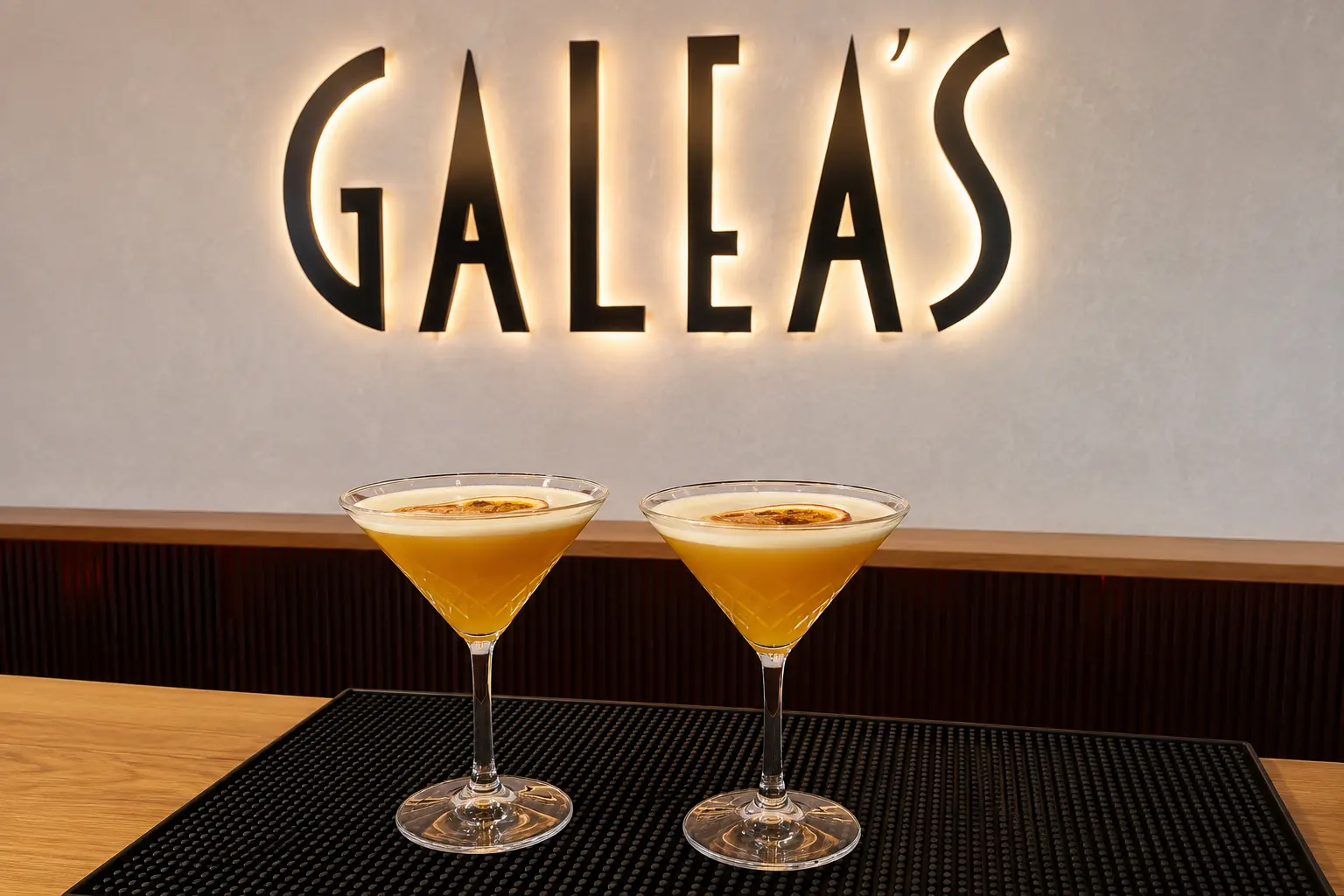 Two martinis under the Galea's sign